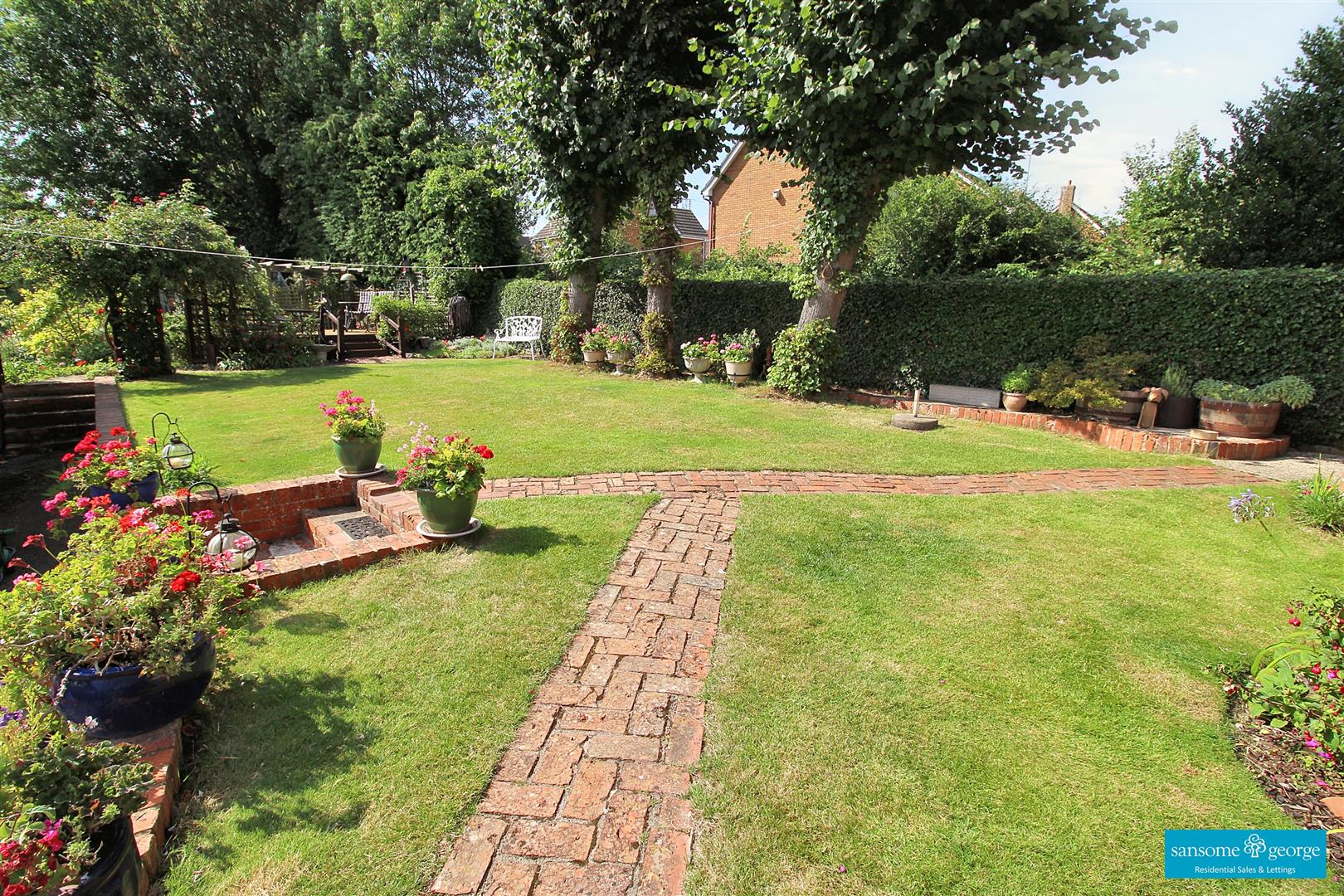 Langley Hill, Tilehurst, Reading